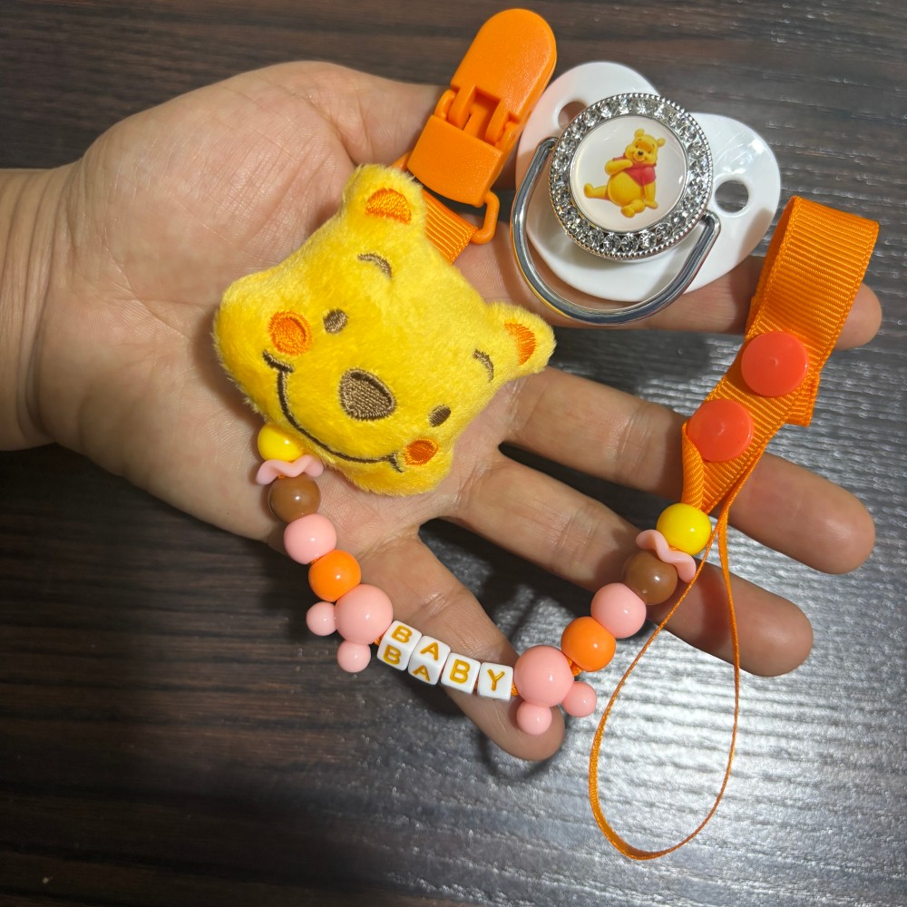 Baby Food Quantity - Bebek yatıştırıcı emziği ve sevimli bebek